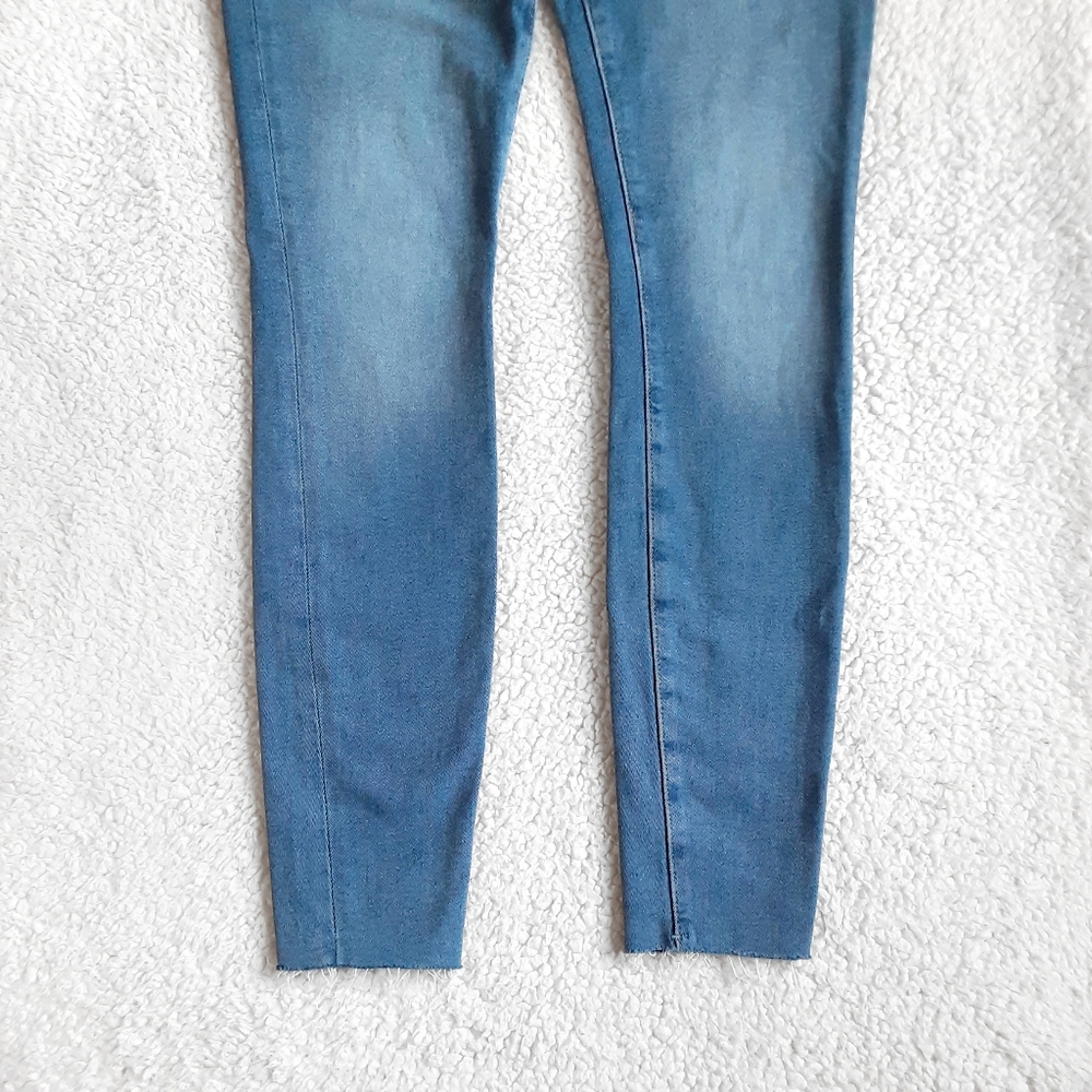 GOOD AMERICAN Good Legs High Rise Raw Hem Skinny Jeans Size 4 / 27 - Picture 3 of 7